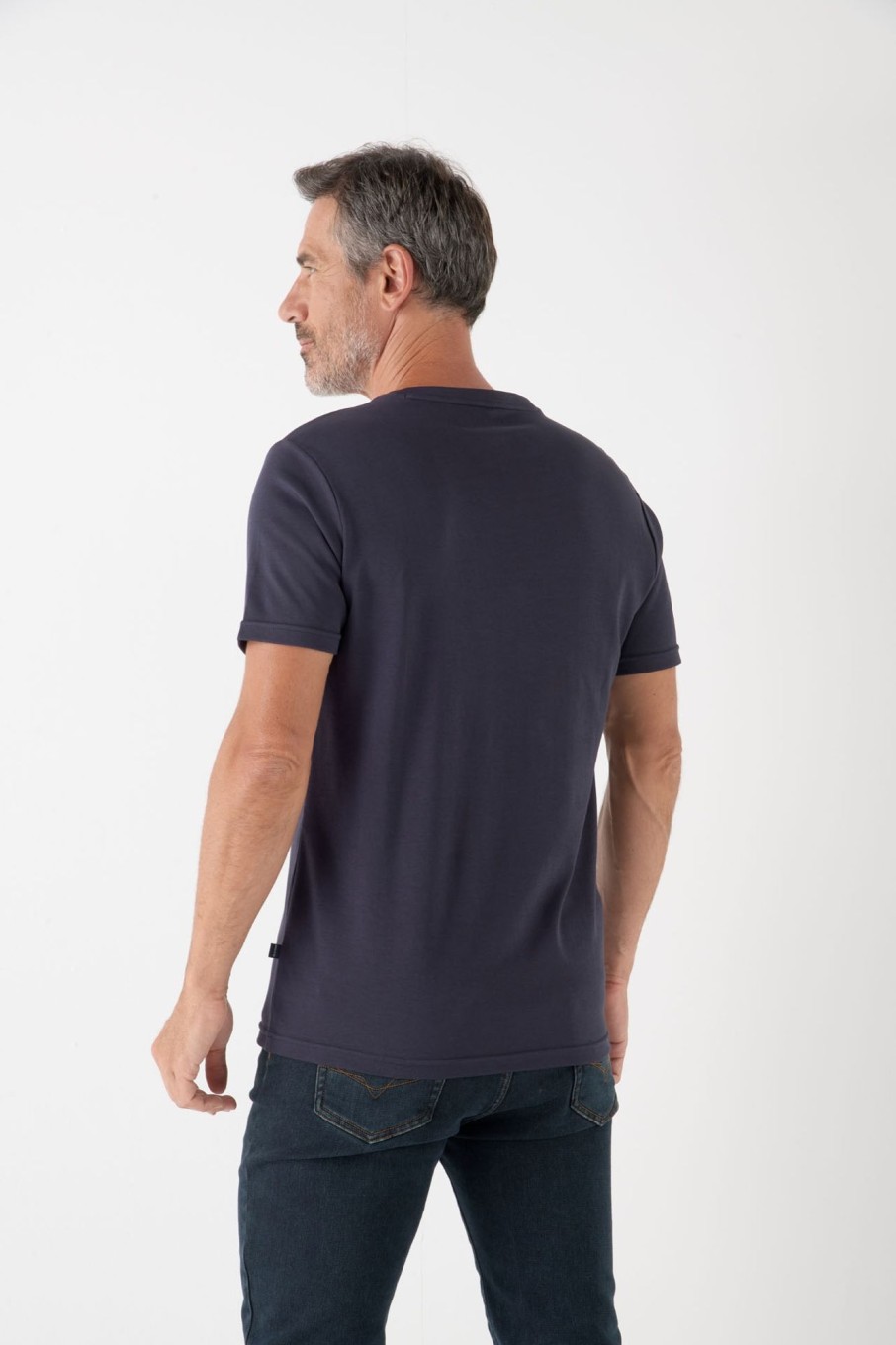 Pret-A-Porter Ollygan | T-Shirt Basic Col V Tonga